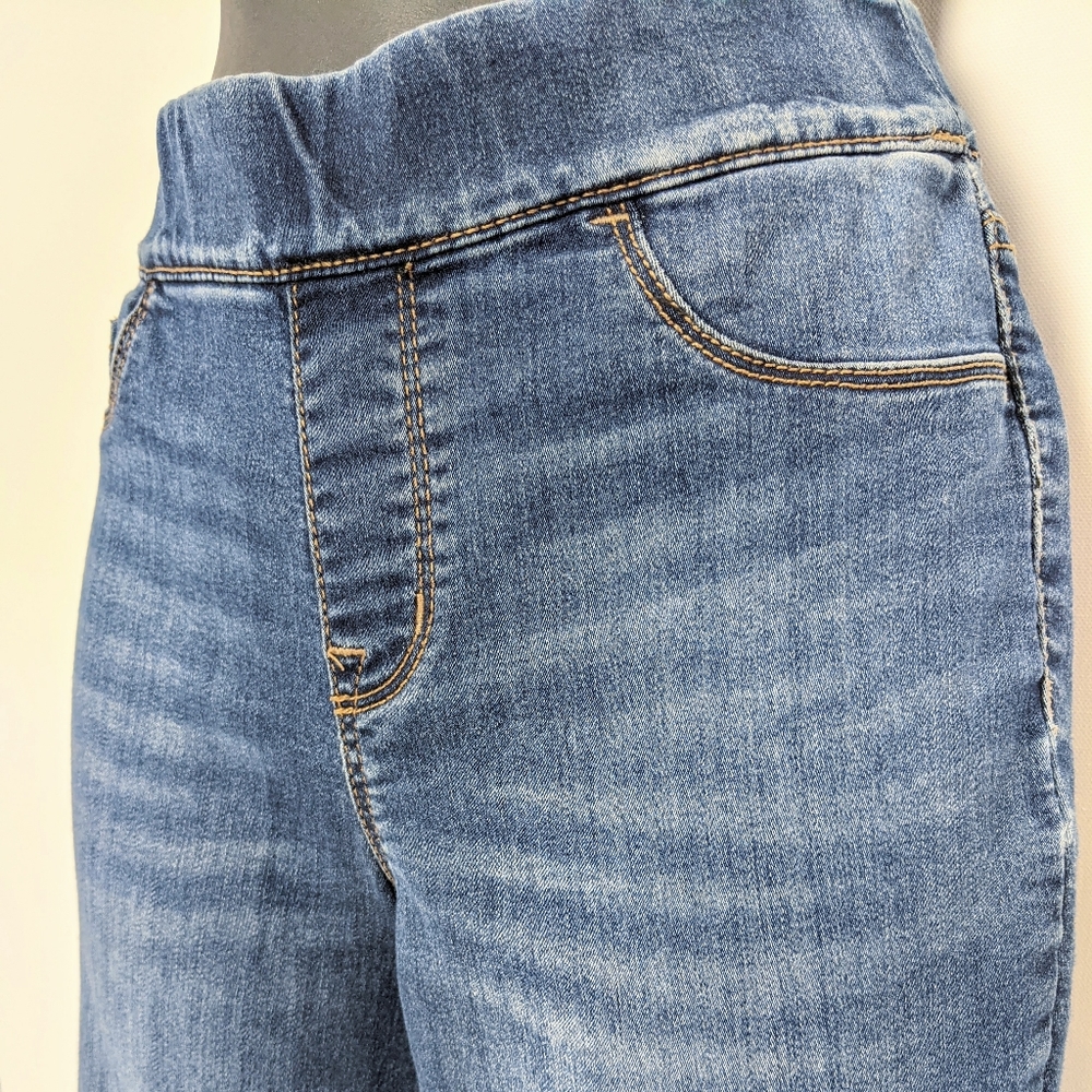 NINE WEST Pull On Skinny Jeans Size 4